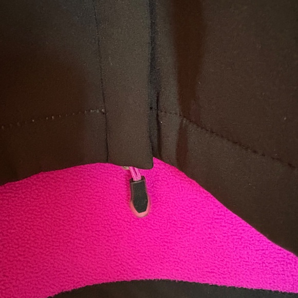 NEW BALANCE RAIN JACKET🖤💜☔️ - Picture 4 of 5